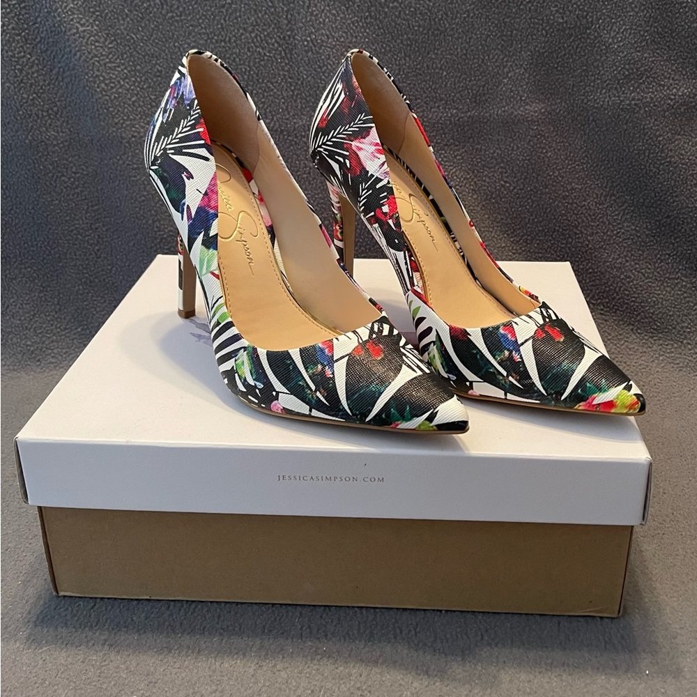 Womens Jessica Simpson Heels Size 7M